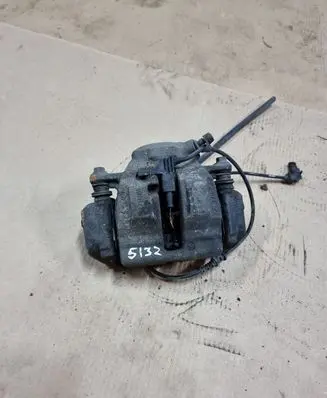 Mercedes-Benz C W203 Front brake caliper 170989