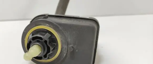 Renault 19 Headlight level adjustment motor 
