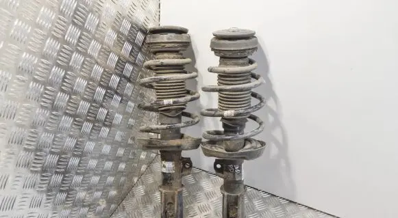 Front shock absorber/damper