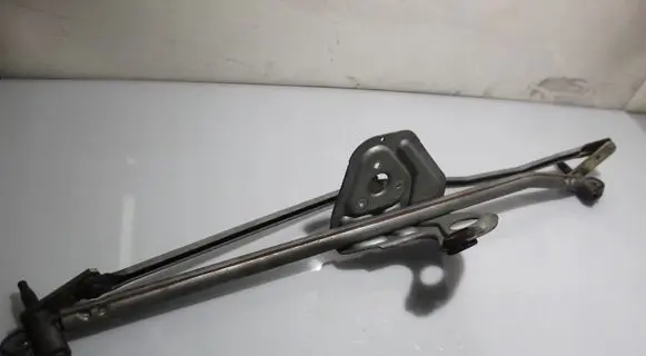 Mini One - Cooper Coupe R56 Front wiper linkage 