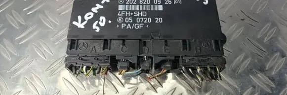 Mercedes-Benz E W124 Comfort/convenience module 2028200926 05072020