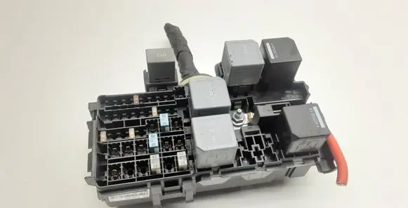 Volvo S90, V90 Fuse module 31384034