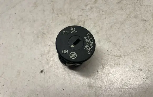 BMW 3 F30 F35 F31 Passenger airbag on/off switch 9326501