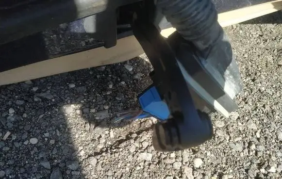 BMW 5 GT F07 Rear door check strap stopper
