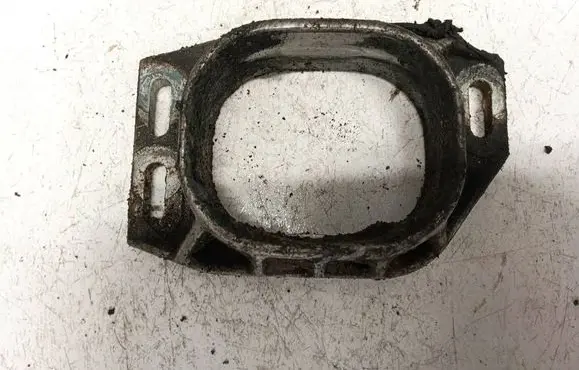 Audi A4 S4 B5 8D Engine mounting bracket