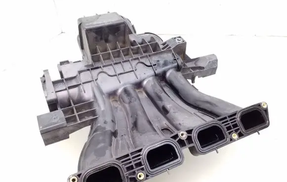 Renault Megane III Intake manifold CZ00A