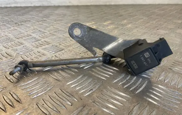 BMW 5 E60 E61 Headlight/headlamp level sensor 1093697 6762296