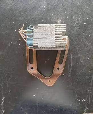 Mercedes-Benz A W168 Coolant fan relay A0275458032ESG300 V001009