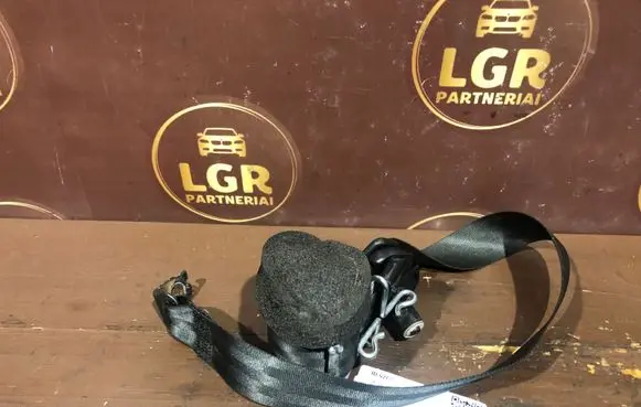 Ford Galaxy Rear seatbelt 611B69