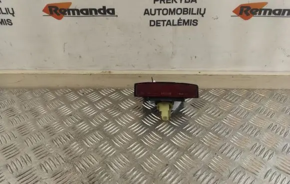 Nissan Primera Third/center stoplight 270275