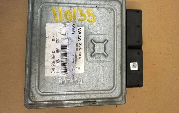 Audi A5 Engine control unit/module 06L907425C A2C10608800 8W0906259K