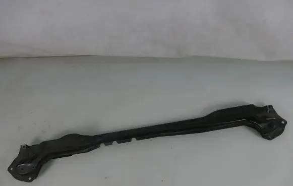 Ford Kuga II Other engine bay part AV6116H004BC