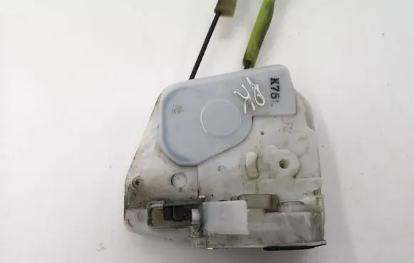 Mazda CX-5 Front door lock