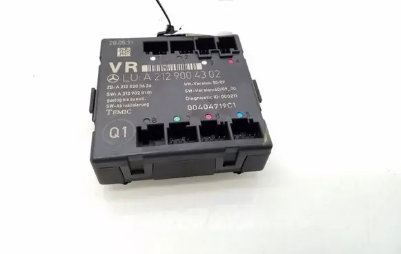 Mercedes-Benz C W204 Door control unit/module A2129004302 A2128203626 A2129028101