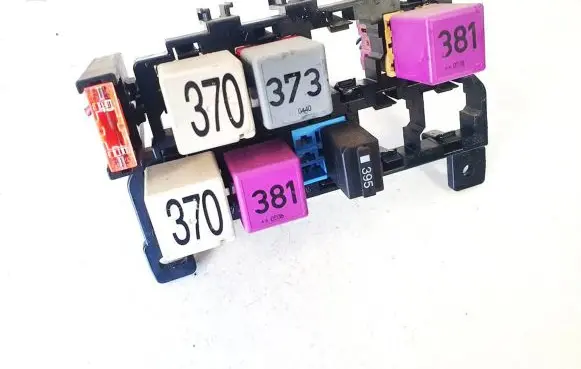Audi A6 S6 C6 4F Fuse box set 4f937503