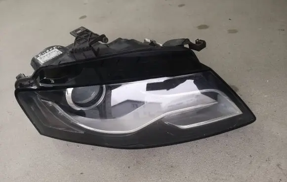 Audi A4 S4 B8 8K Headlight/headlamp 8K0941004C 0301240272 8K0941597