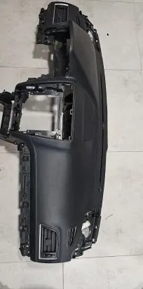Subaru Outback (BS) Dashboard
