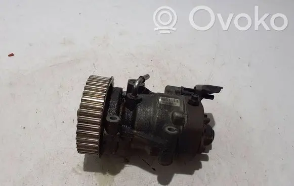 Renault Fluence Fuel injection high pressure pump 167009788R