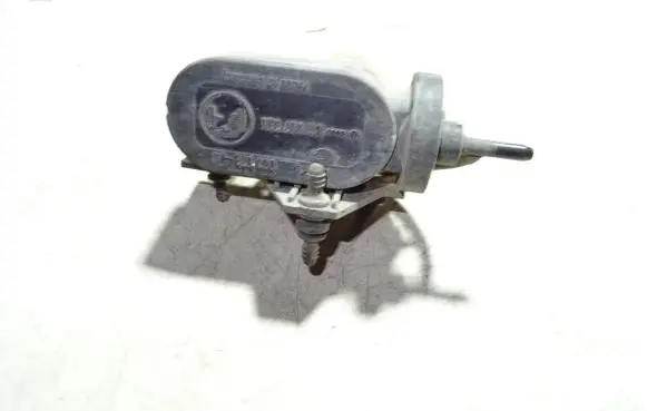 Audi A8 S8 D2 4D Cruise control unit/module 811907325