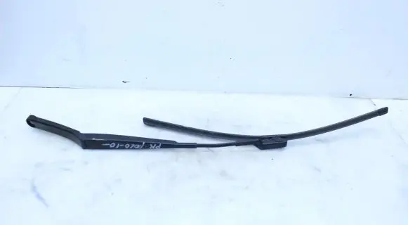 Volkswagen Polo V 6R Windshield/front glass wiper blade 