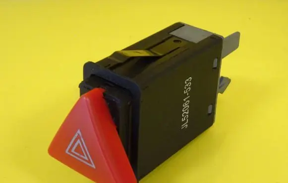 Skoda Octavia Mk1 (1U) Hazard light switch JL52061-533 JL52061533