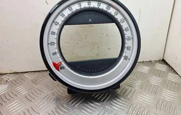 Mini Cooper Countryman R60 Speedometer (instrument cluster) 9228486