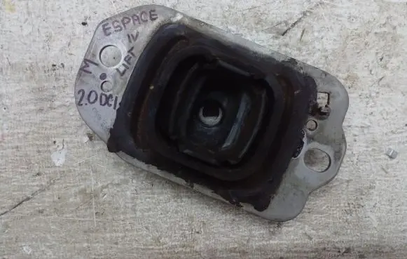 Renault Espace - Grand espace IV Gearbox mount 8200277209