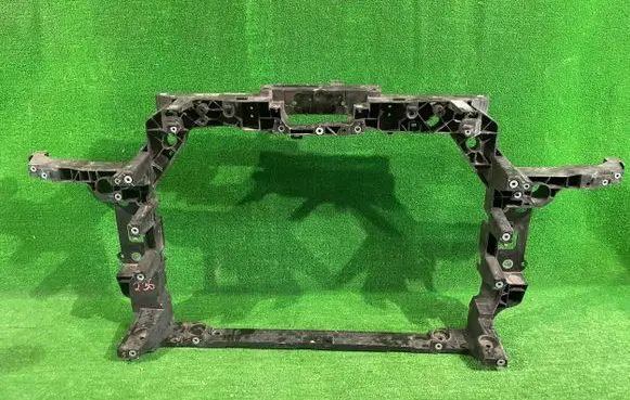 Honda CR-V Radiator support slam panel