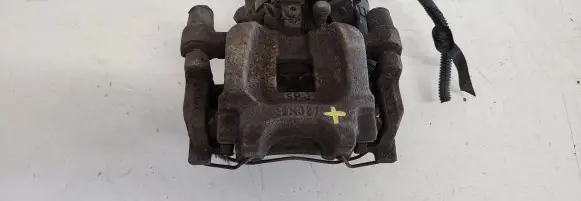 Jaguar XE Rear brake caliper FK722K327BD
