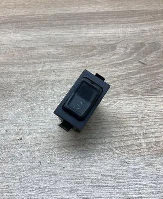 Volkswagen Polo II 86C 2F Fog light switch 321941535B