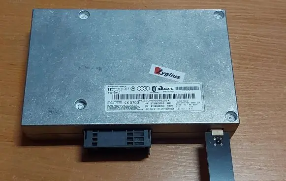 Audi A4 S4 B8 8K Bluetooth control unit module 8T0862335D