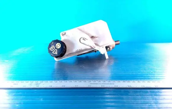 Ford Focus Master brake cylinder 03350891031