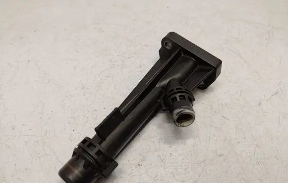 BMW 7 F01 F02 F03 F04 Engine coolant pipe/hose 11117803751