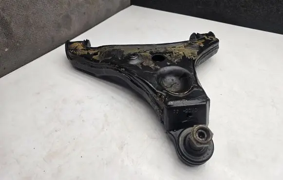 Mercedes-Benz Sprinter W907 W910 Front lower control arm/wishbone CR2566 03R19