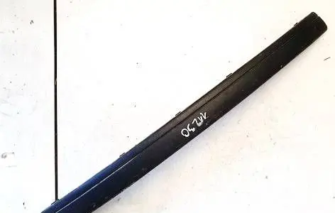 Skoda Superb B5 (3U) Front bumper splitter molding 3U0807718