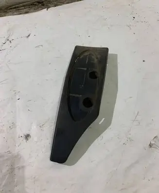Mini One - Cooper R50 - 53 Foot area side trim 1509600