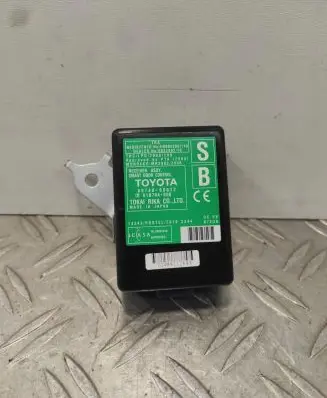 Toyota Land Cruiser (J150) Keyless (KESSY) go control unit/module 8974060072 61B704000