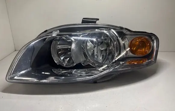 Audi A4 S4 B7 8E 8H Headlight/headlamp 8E0941003AL 0302509001 224V07S