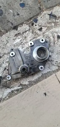 Audi A8 S8 D3 4E Oil pump 057109359F 057109361D LEG226