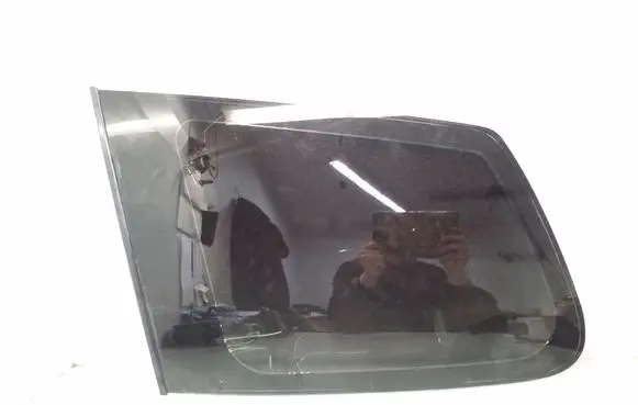 Subaru Forester SH Rear side window 65258SC010 43R005165 AS2