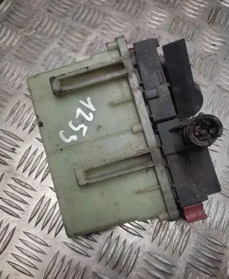 Coolant fan relay