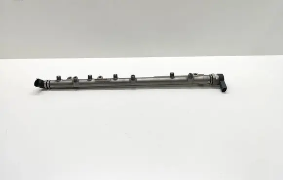 BMW 5 E60 E61 Fuel main line pipe 7795514 0445216015 034949L5