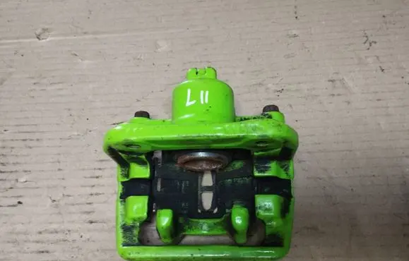 Honda Element Rear brake caliper