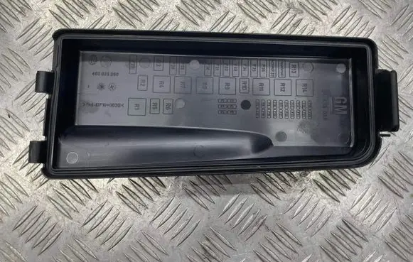 Opel Vectra C Fuse box set 13144709 128206 58CW5H