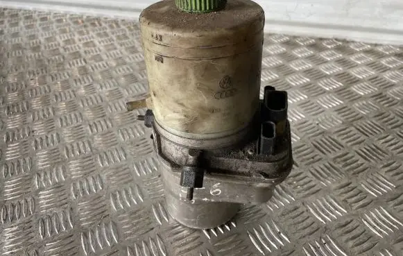 Volkswagen Polo IV 9N3 Electric power steering pump 