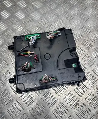 Renault Laguna III Comfort/convenience module 284B17183R 5WY8644D 86440814032043