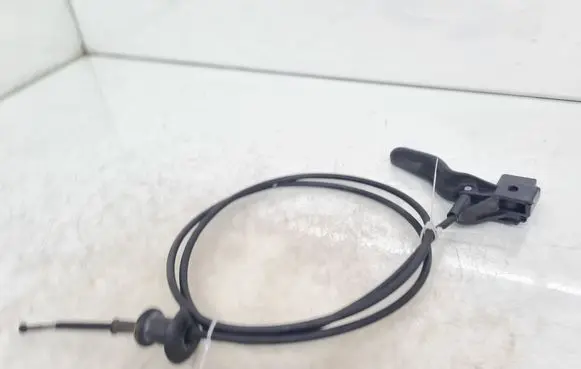 Opel Zafira A Engine bonnet (hood) release handle