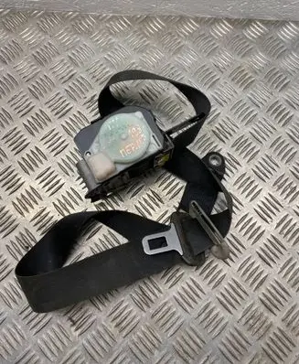 Toyota Yaris Front seatbelt