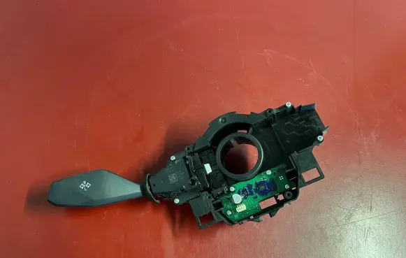 BMW iX Wiper turn signal indicator stalk/switch 5A31C12 61315A31C12