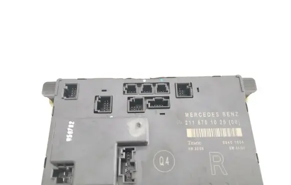 Mercedes-Benz E W211 Door control unit/module A2118701026